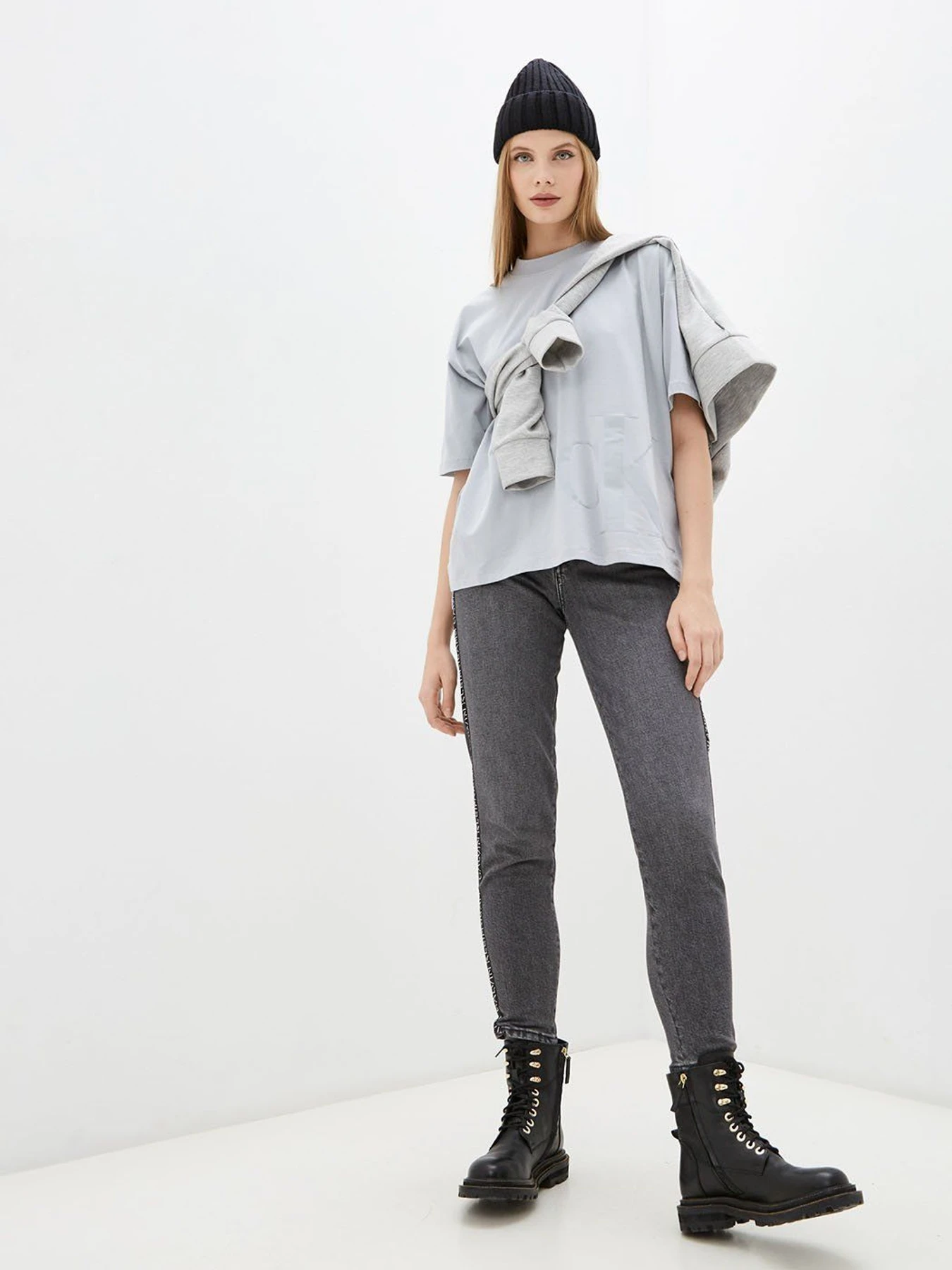 Футболки и поло Calvin Klein Jeans модель J20J217566_PS8 Футболки и поло Calvin Klein Jeans модель J20J217566_PS8 Фото