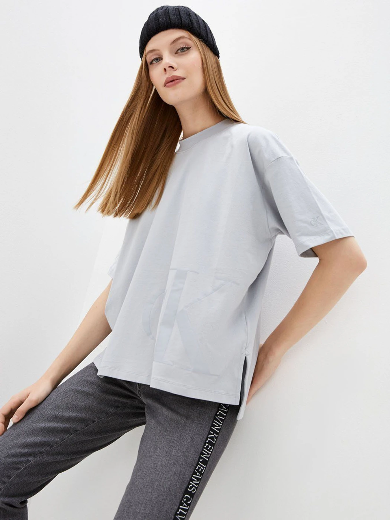 Футболки и поло Calvin Klein Jeans модель J20J217566_PS8 Футболки и поло Calvin Klein Jeans модель J20J217566_PS8 Фото