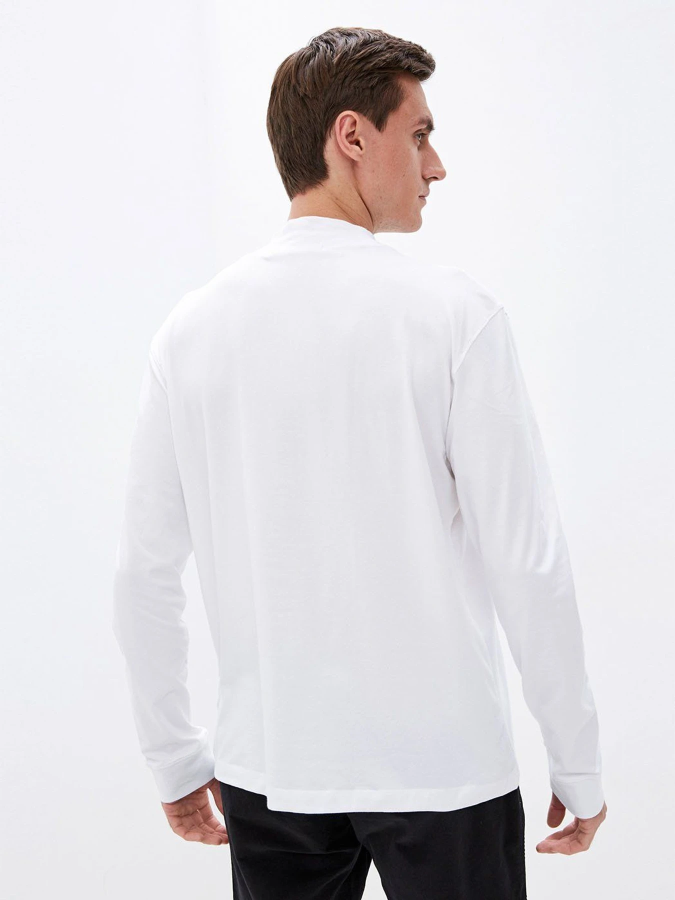 Футболки и поло Calvin Klein Jeans модель J30J319313_YAF Футболки и поло Calvin Klein Jeans модель J30J319313_YAF Фото