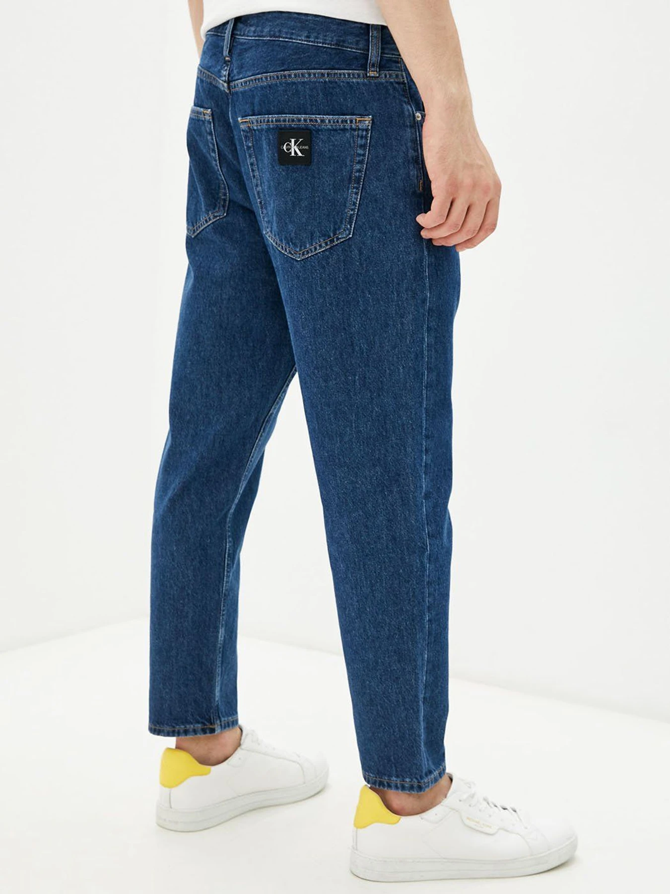 Джинси Calvin Klein Jeans Dad Jean модель J30J319113_1A4 Джинси Calvin Klein Jeans Dad Jean модель J30J319113_1A4 Фото