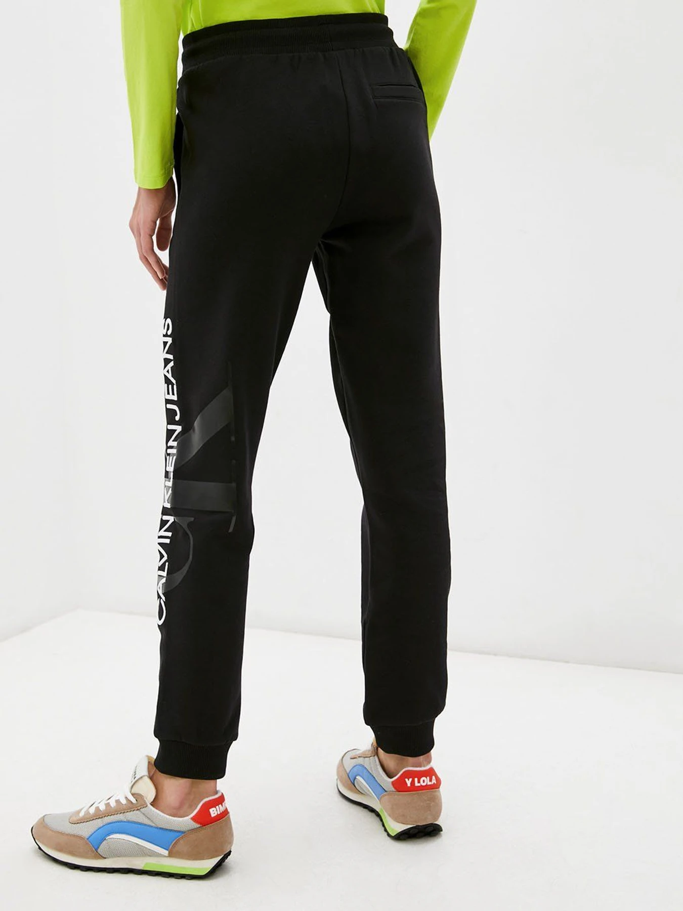 Джинси Calvin Klein Jeans модель J20J216582_BEH Джинси Calvin Klein Jeans модель J20J216582_BEH Фото