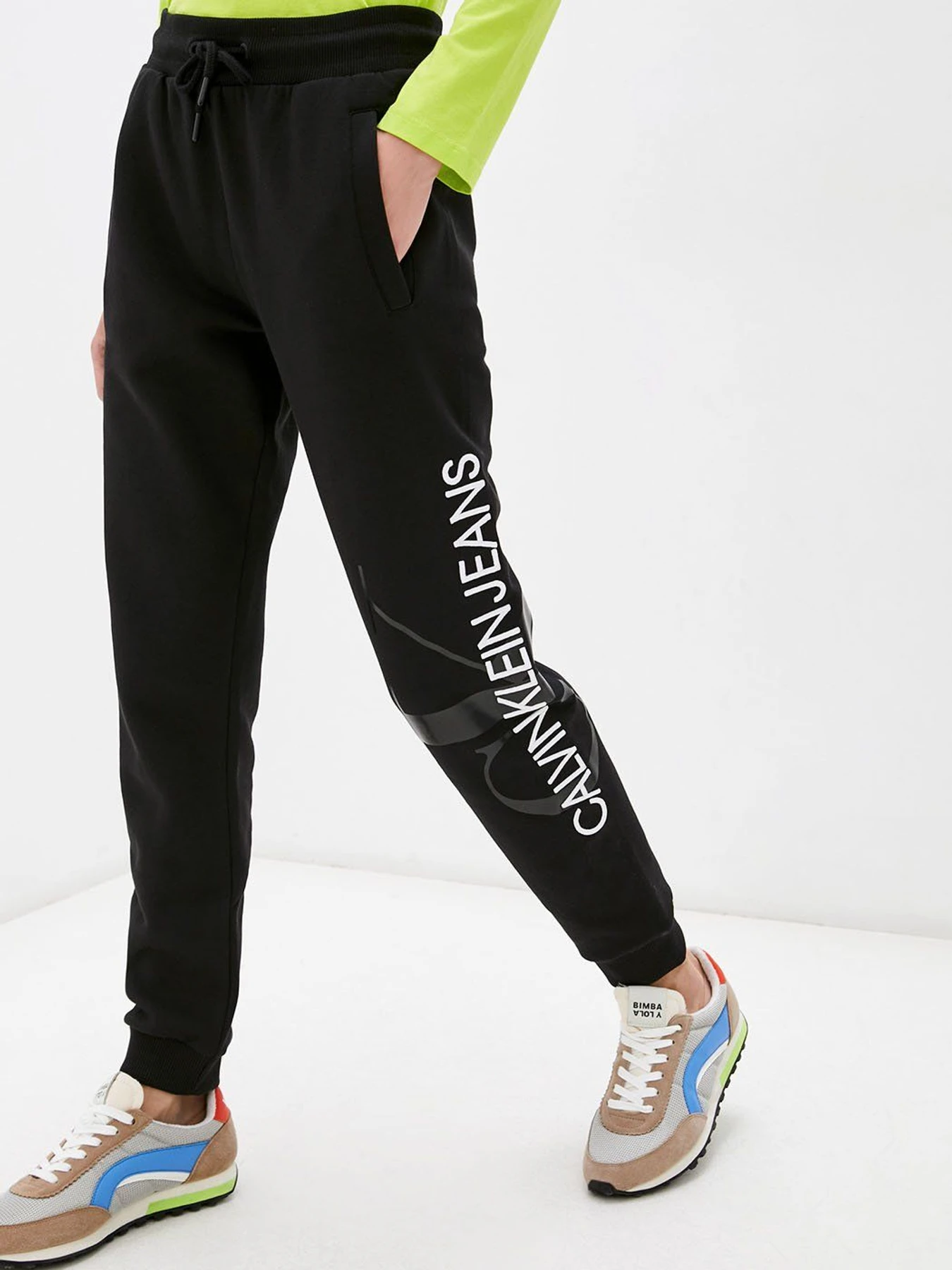 Джинси Calvin Klein Jeans модель J20J216582_BEH Джинси Calvin Klein Jeans модель J20J216582_BEH Фото