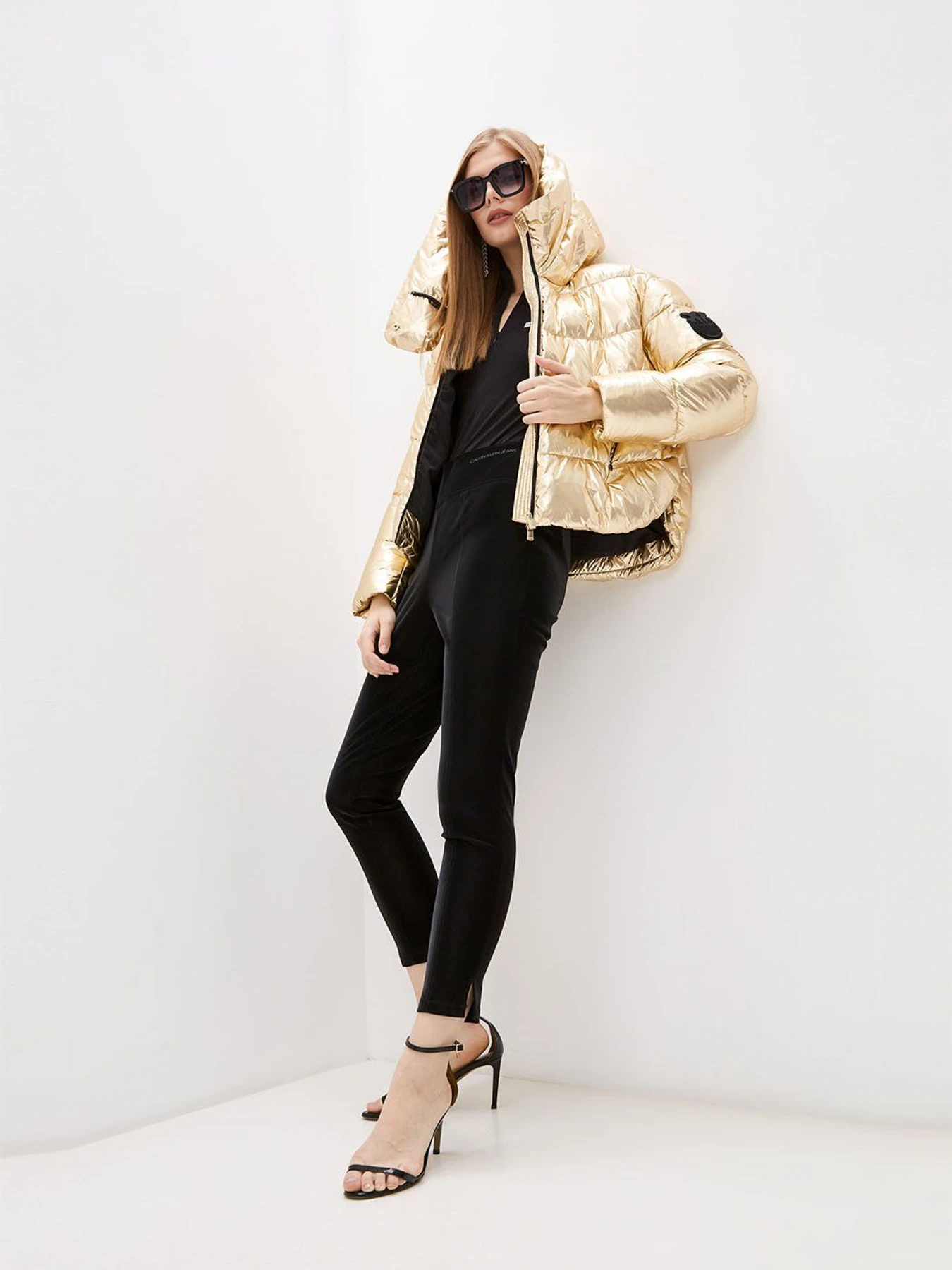 Брюки Calvin Klein Jeans модель J20J216675_BEH Фото
