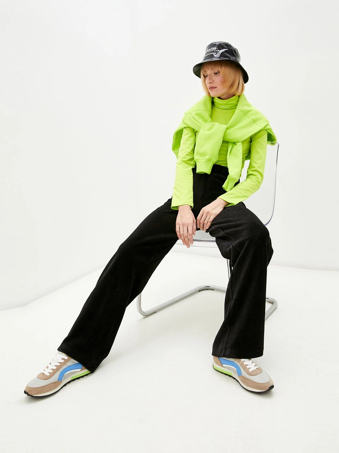 Брюки Calvin Klein Jeans модель J20J217307_BEH Брюки Calvin Klein Jeans модель J20J217307_BEH Фото