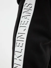 Брюки Calvin Klein Jeans модель J30J318590_BEH Фото