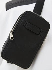 Кошельки Calvin Klein Jeans модель K50K506949_BDS Фото