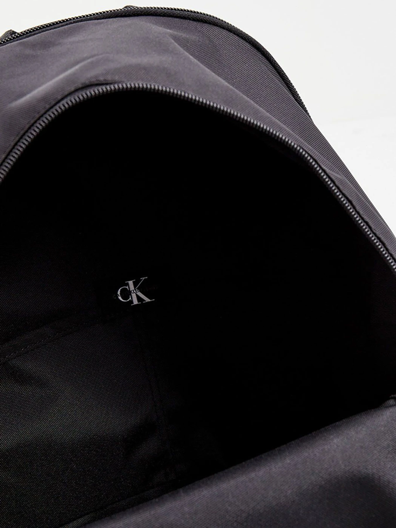 Рюкзаки Calvin Klein Jeans модель K50K507591_BDS Фото
