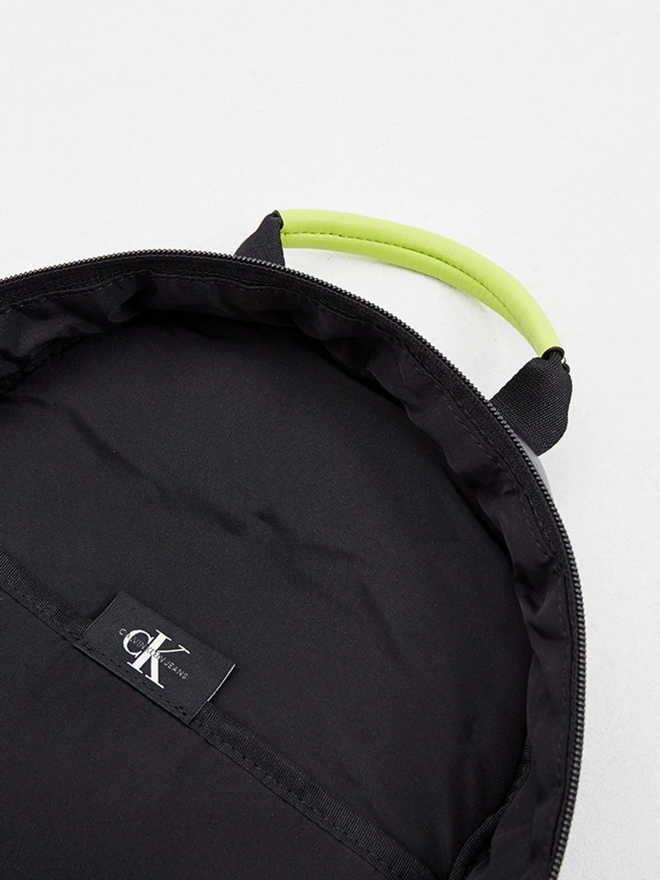 Рюкзаки Calvin Klein Jeans Sport Essential Campus Bp40 Puf модель K60K608696_BDS Рюкзаки Calvin Klein Jeans Sport Essential Campus Bp40 Puf модель K60K608696_BDS Фото