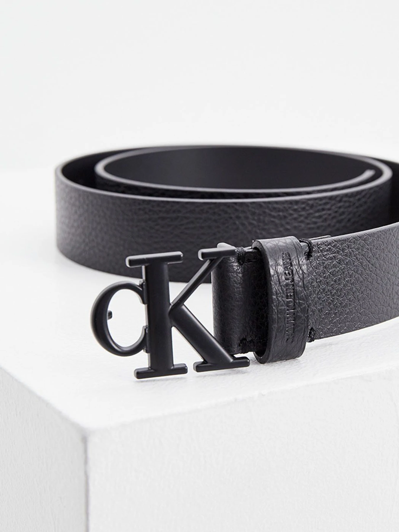 Ремені Calvin Klein Jeans модель K60K608783_BDS Фото