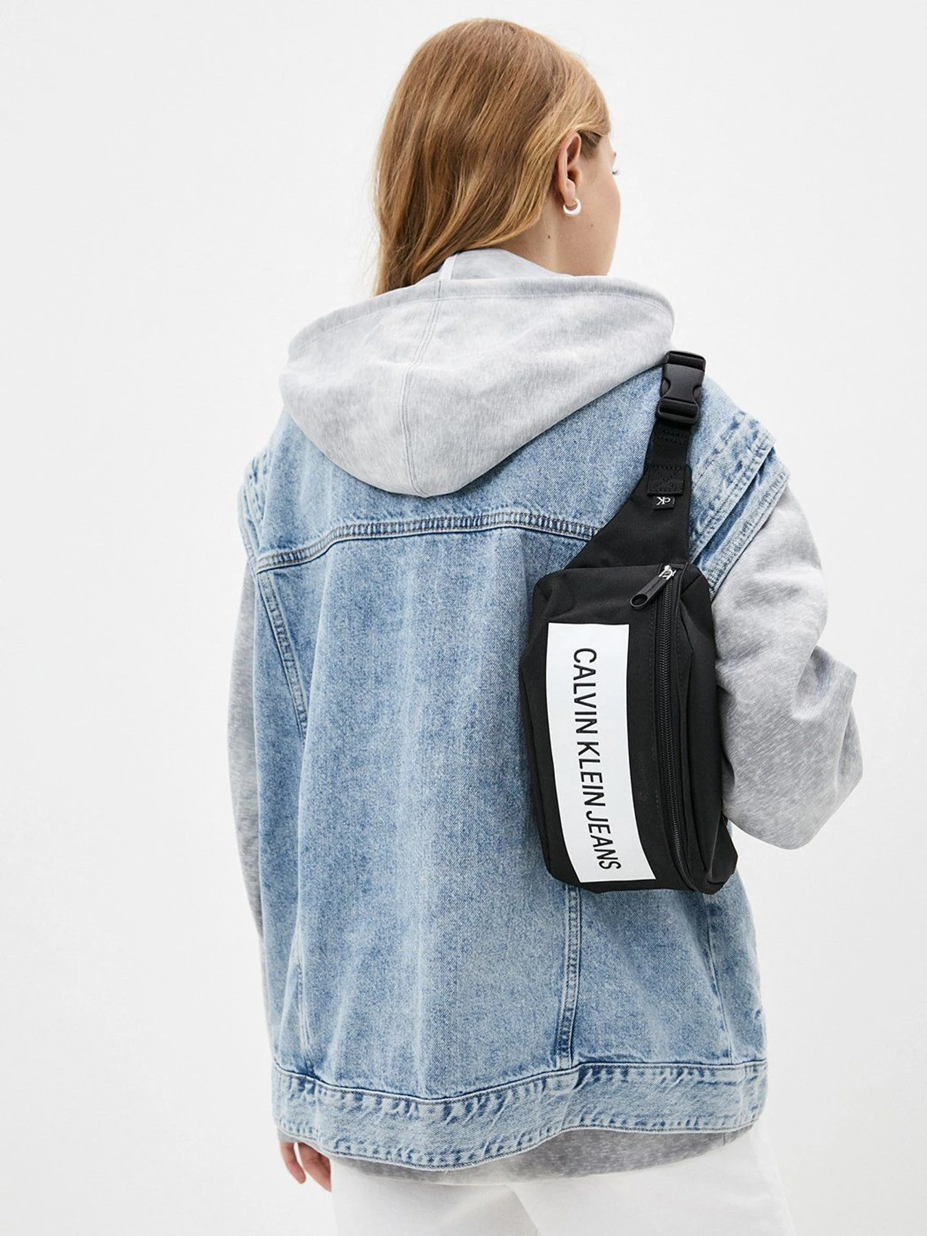 Сумки Calvin Klein Jeans модель K60K608240_BDS Сумки Calvin Klein Jeans модель K60K608240_BDS Фото