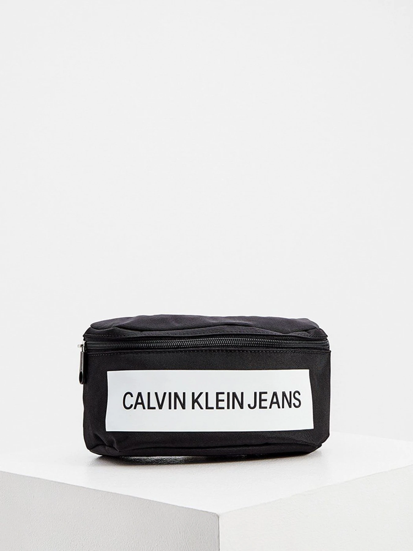 Сумки Calvin Klein Jeans модель K60K608240_BDS Сумки Calvin Klein Jeans модель K60K608240_BDS Фото