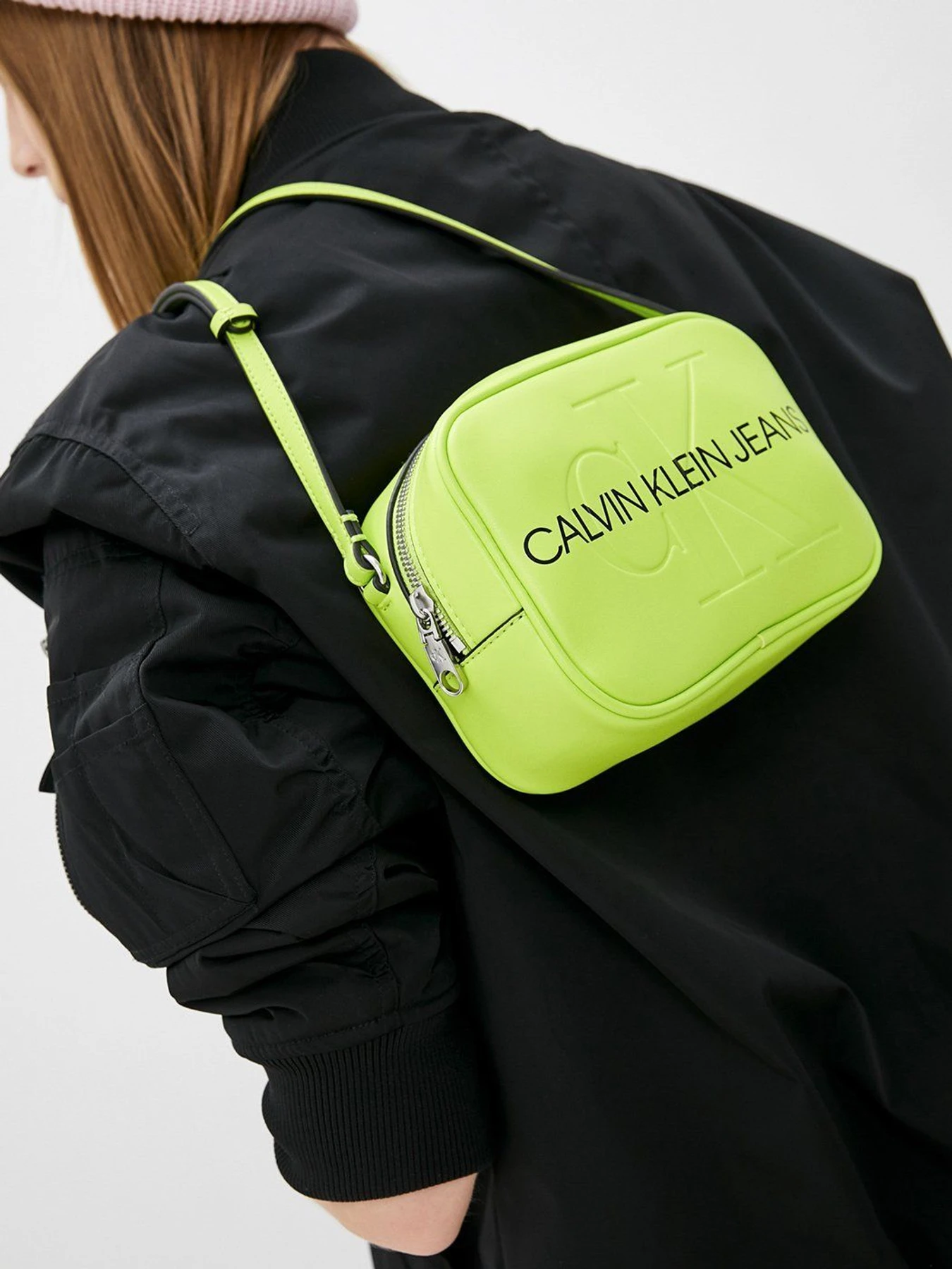 Сумки Calvin Klein Jeans модель K60K608373_LAG Фото