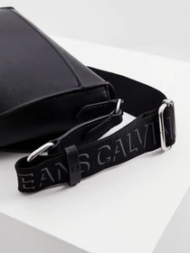 Сумки Calvin Klein Jeans модель K60K608693_BDS Фото