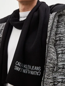 Шарфи та хустки Calvin Klein Jeans модель K50K507191_BDS Фото
