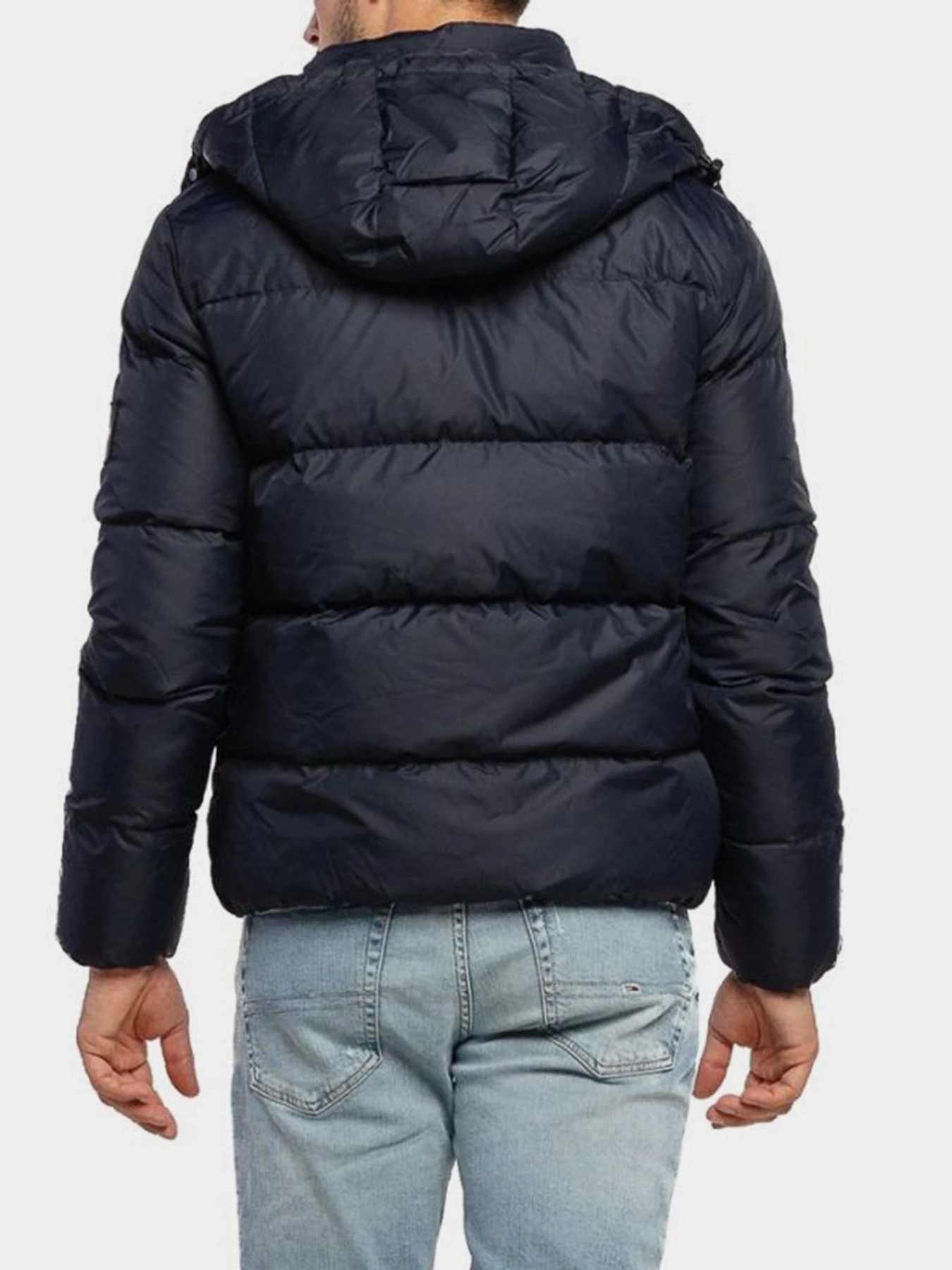 Куртки и дубленки Calvin Klein Jeans модель J30J318412_CHW Куртки и дубленки Calvin Klein Jeans модель J30J318412_CHW Фото