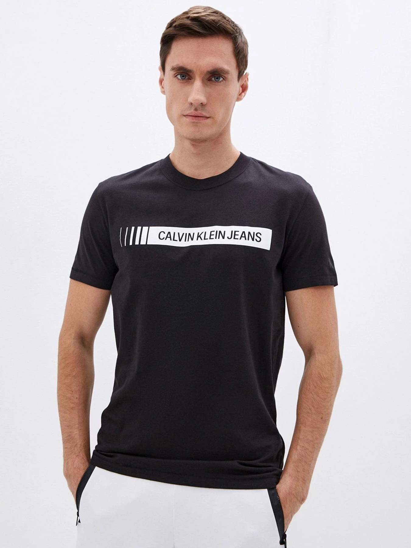 Футболки и поло Calvin Klein Jeans модель J30J319294_BEH Фото
