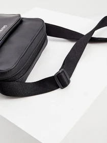 Сумки Calvin Klein Jeans модель K50K506956_BDS Фото