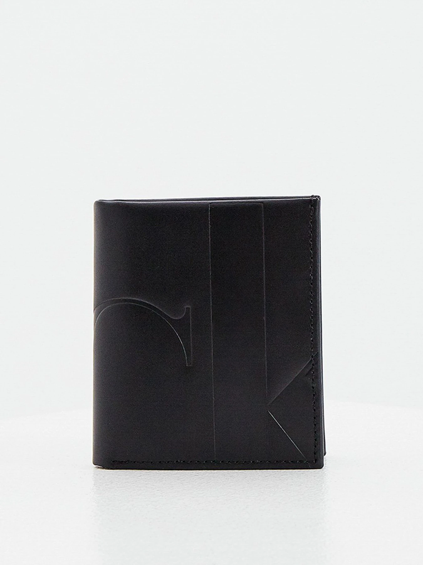 Кошельки Calvin Klein Jeans модель K50K506970_BDS Кошельки Calvin Klein Jeans модель K50K506970_BDS Фото