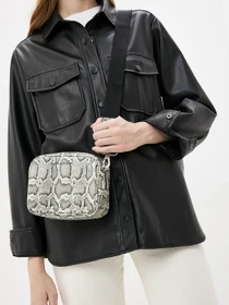 Сумки Calvin Klein Jeans модель K60K608226_0GJ Фото
