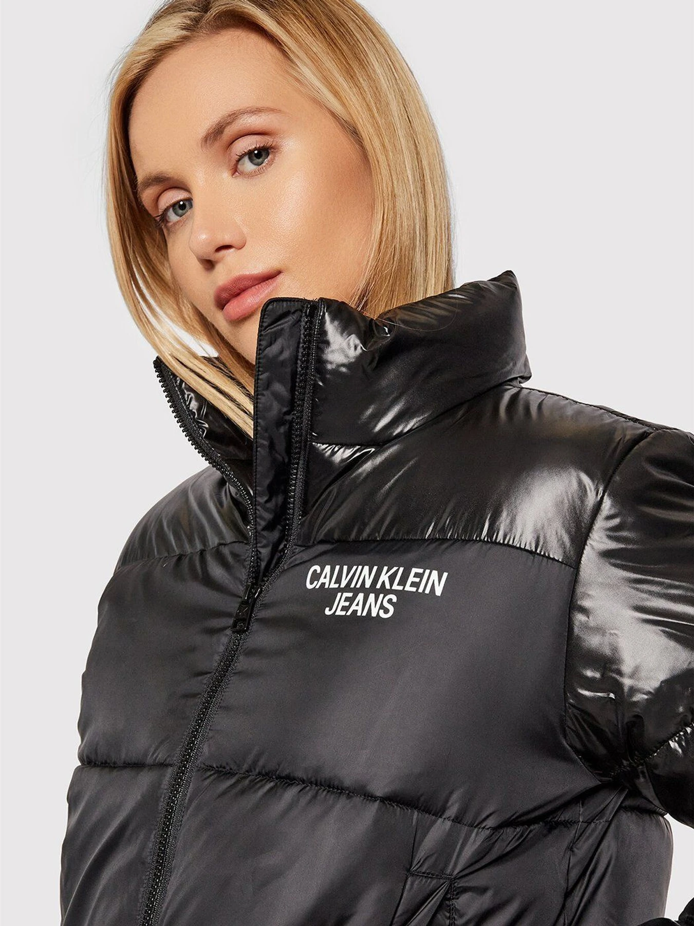 Куртки и дубленки Calvin Klein Jeans модель J20J216828_BEH Куртки и дубленки Calvin Klein Jeans модель J20J216828_BEH Фото