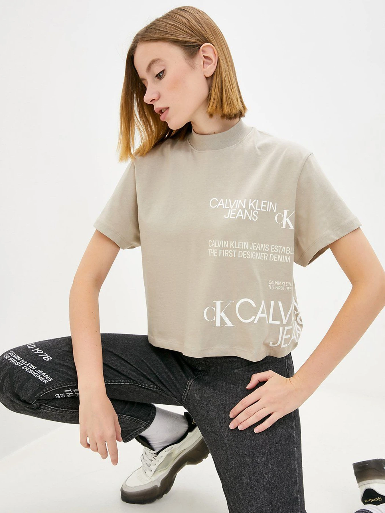 Футболки и поло Calvin Klein Jeans модель J20J217366_PBF Футболки и поло Calvin Klein Jeans модель J20J217366_PBF Фото