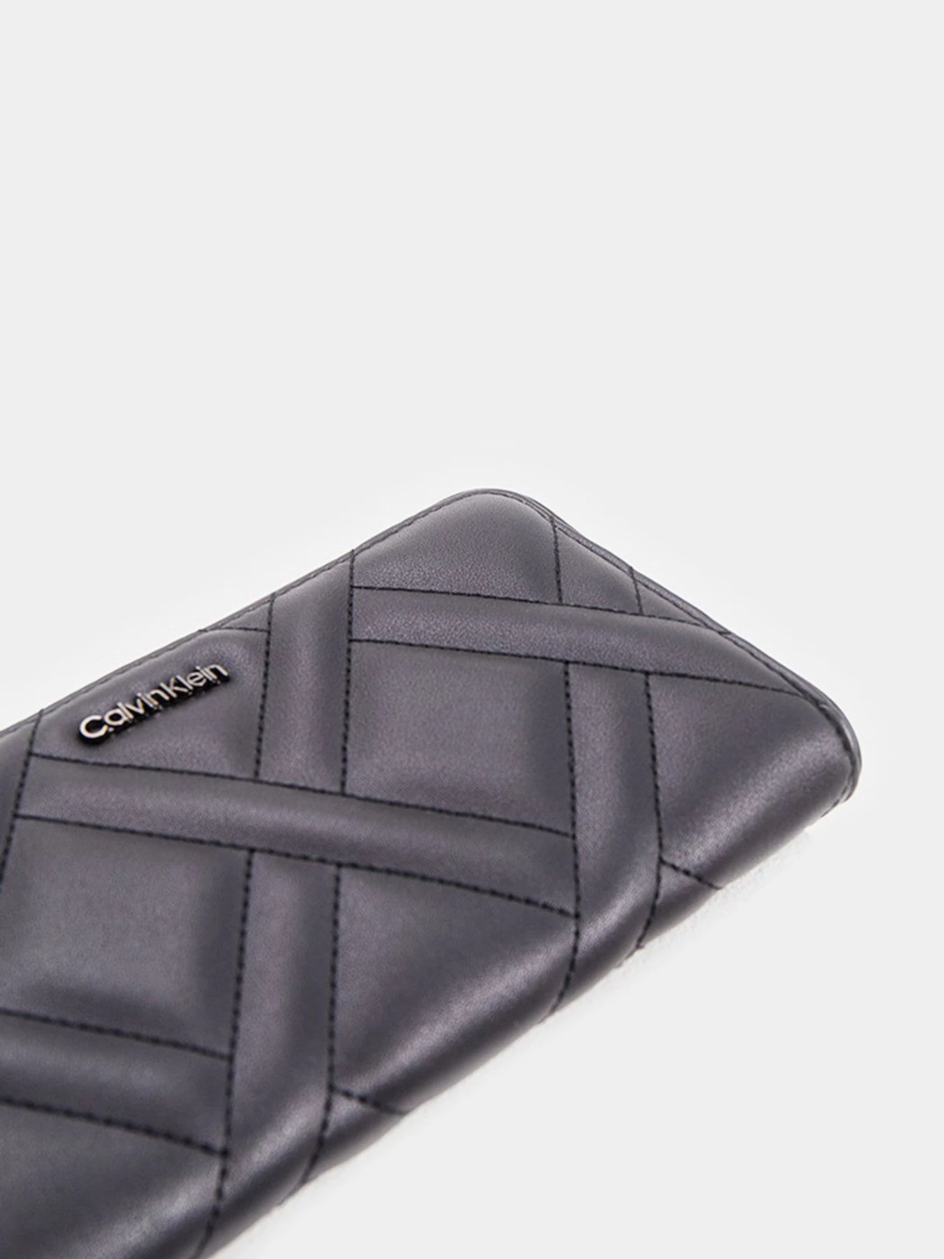 Гаманці Calvin Klein Jeans модель K60K608467_BAX Гаманці Calvin Klein Jeans модель K60K608467_BAX Фото