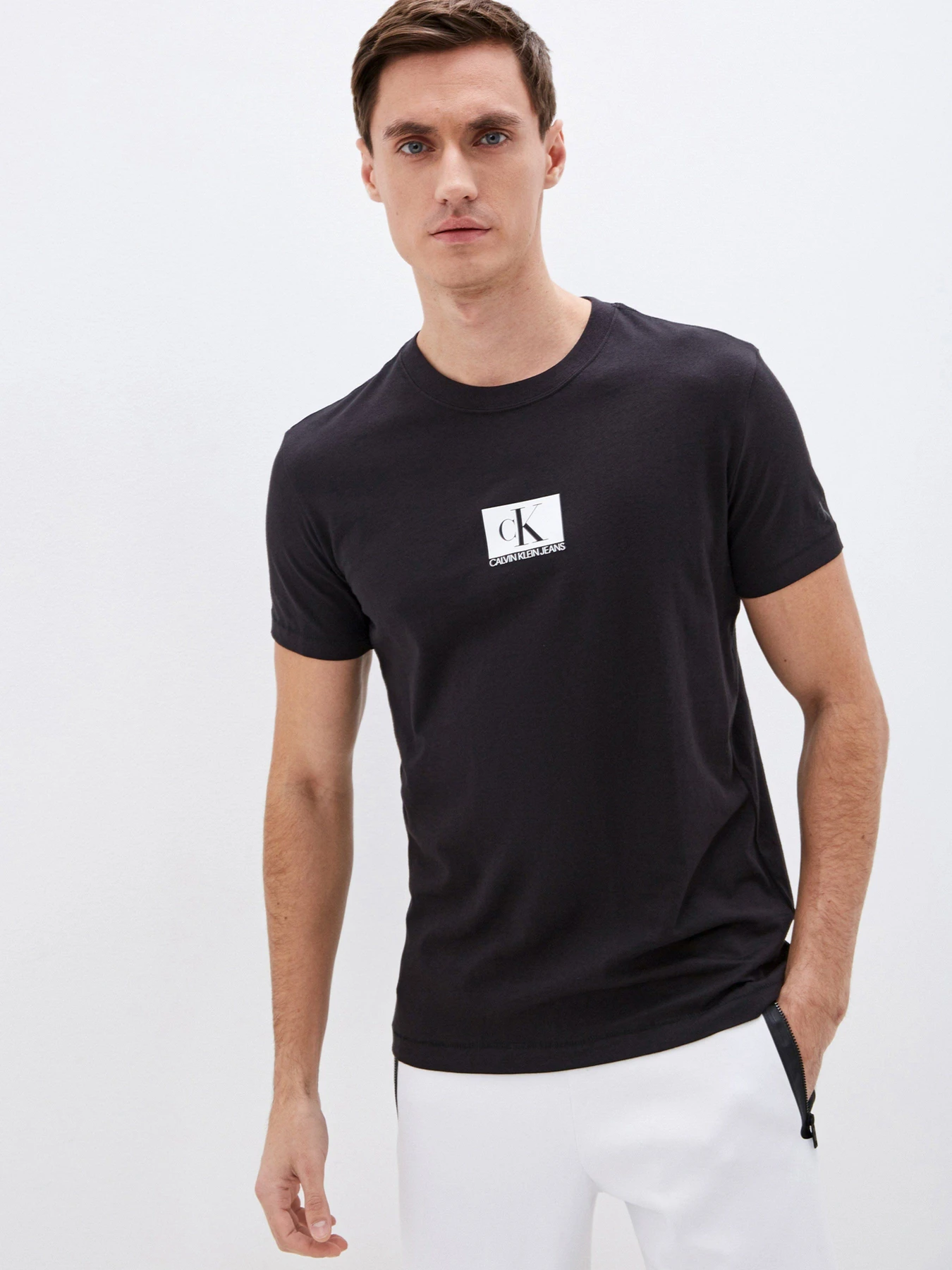 Футболки и поло Calvin Klein Jeans модель J30J318745_BEH Футболки и поло Calvin Klein Jeans модель J30J318745_BEH Фото