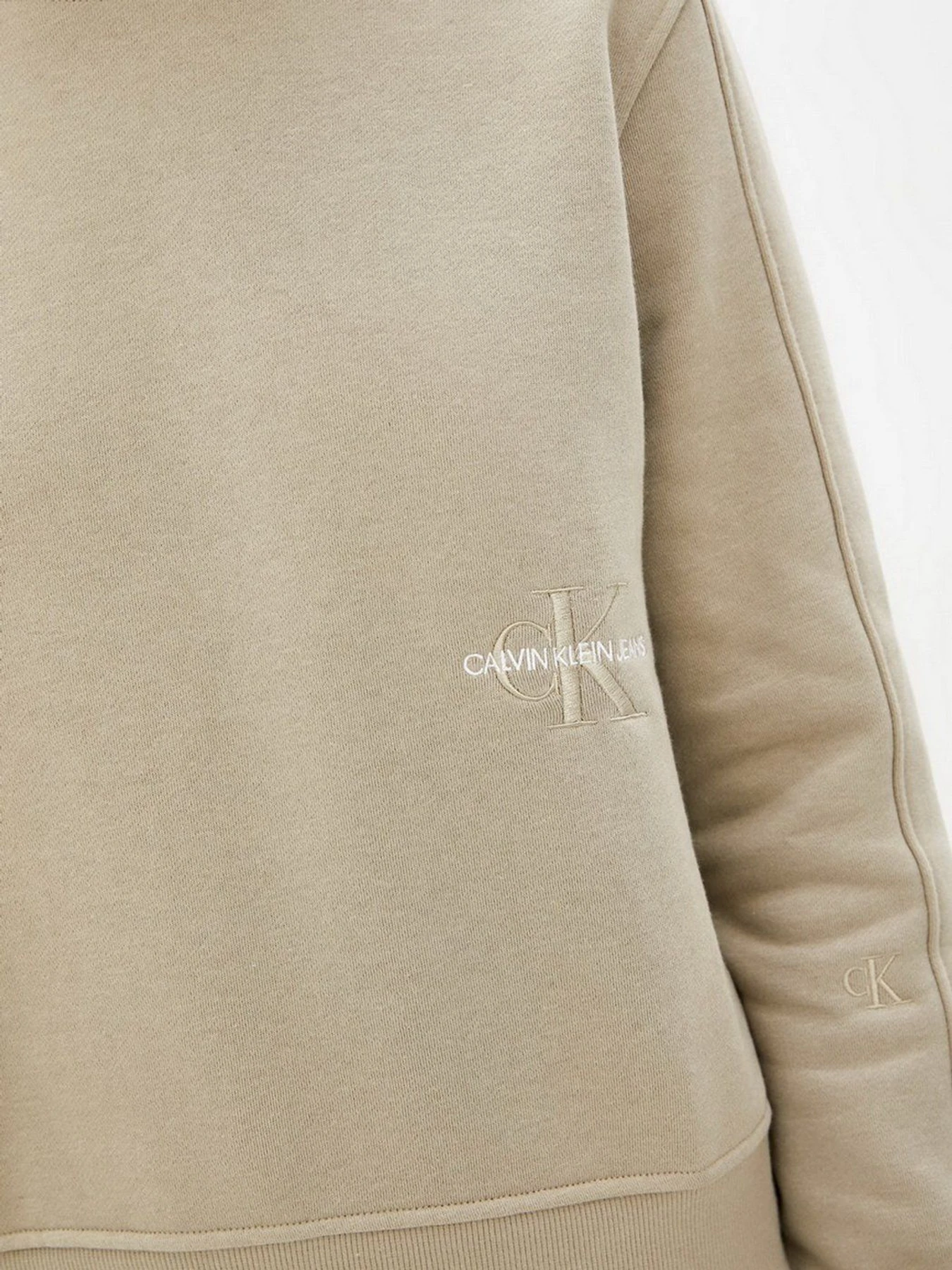 Худи и свитшоты Calvin Klein Jeans модель J20J216235_PBF Худи и свитшоты Calvin Klein Jeans модель J20J216235_PBF Фото