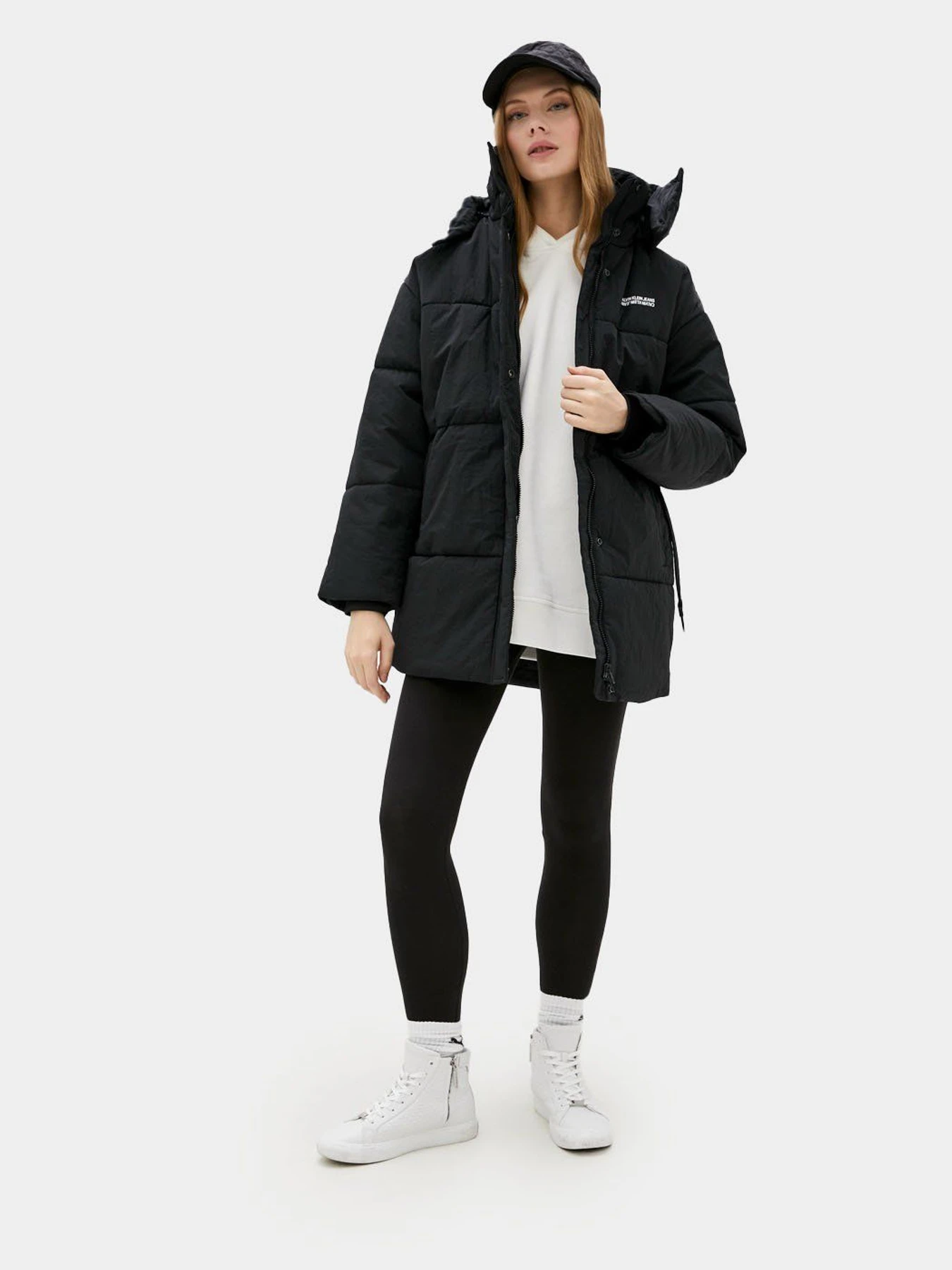 Куртки и дубленки Calvin Klein Jeans модель J20J216823_BEH Куртки и дубленки Calvin Klein Jeans модель J20J216823_BEH Фото