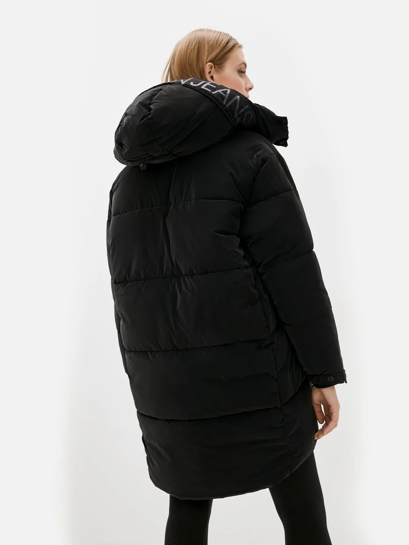 Куртки и дубленки Calvin Klein Jeans модель J20J216873_BEH Куртки и дубленки Calvin Klein Jeans модель J20J216873_BEH Фото
