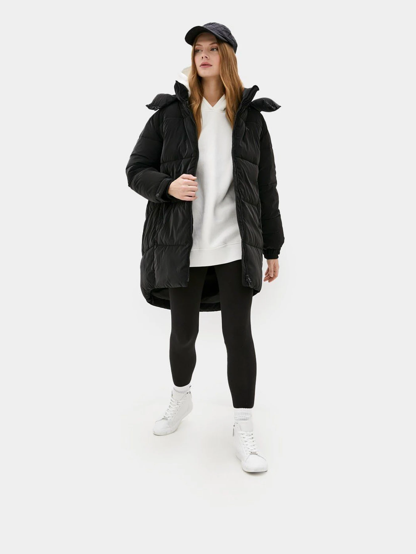 Куртки и дубленки Calvin Klein Jeans модель J20J216873_BEH Куртки и дубленки Calvin Klein Jeans модель J20J216873_BEH Фото
