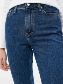 Джинсы Calvin Klein Jeans Mom модель J20J217082_1A4 Фото