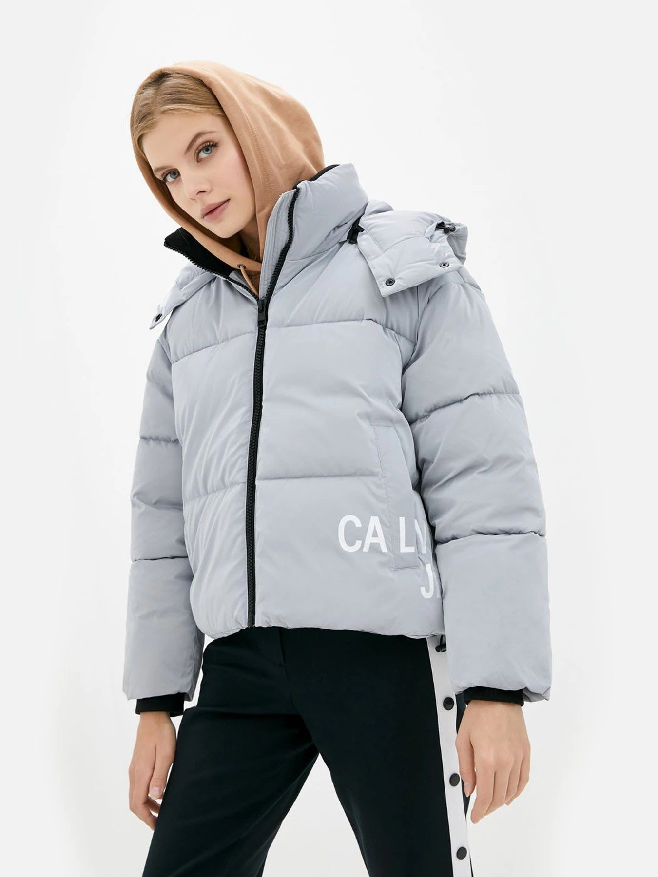 Куртки и дубленки Calvin Klein Jeans модель J20J217426_PS8 Куртки и дубленки Calvin Klein Jeans модель J20J217426_PS8 Фото