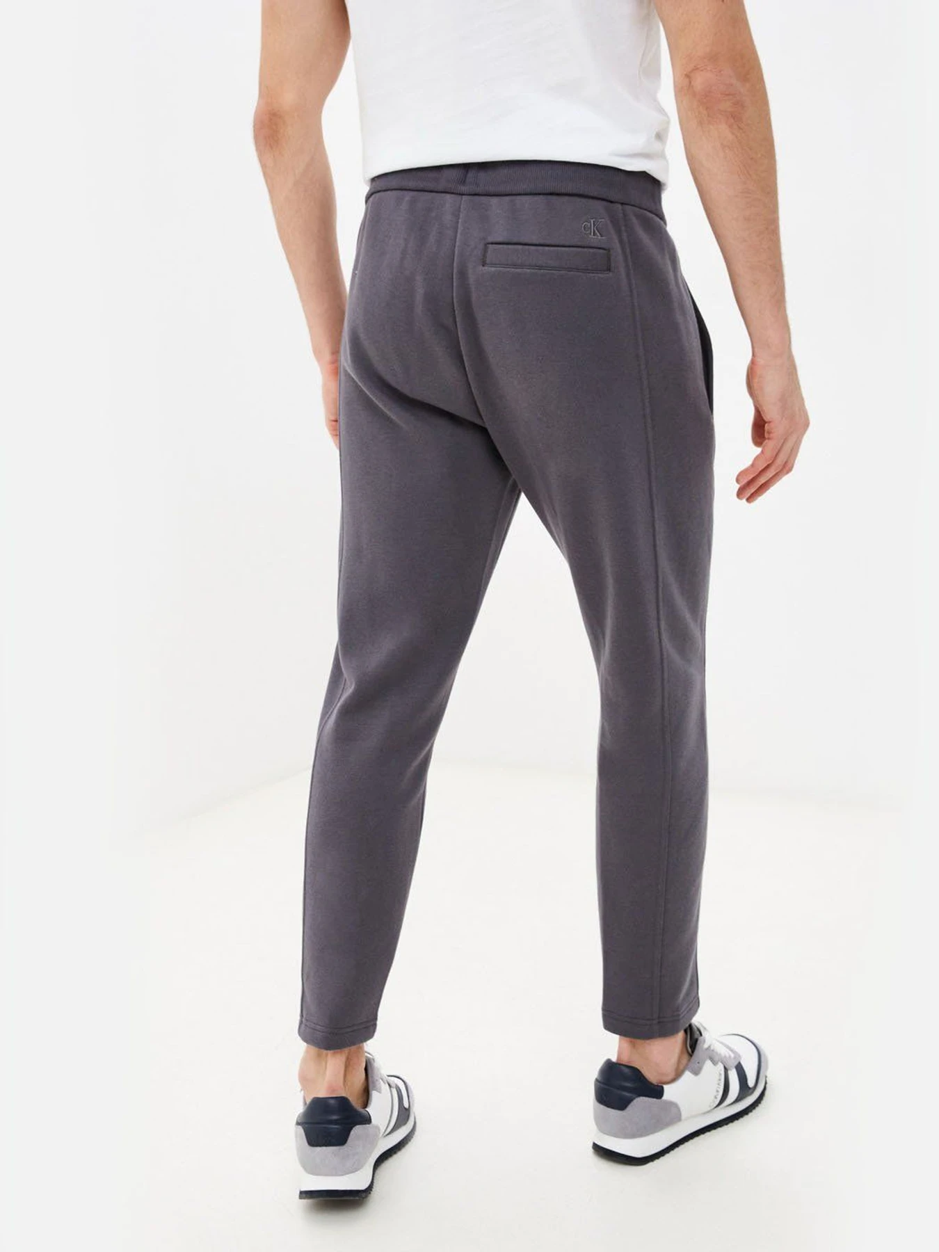 Брюки Calvin Klein Jeans модель J30J318599_PCK Брюки Calvin Klein Jeans модель J30J318599_PCK Фото