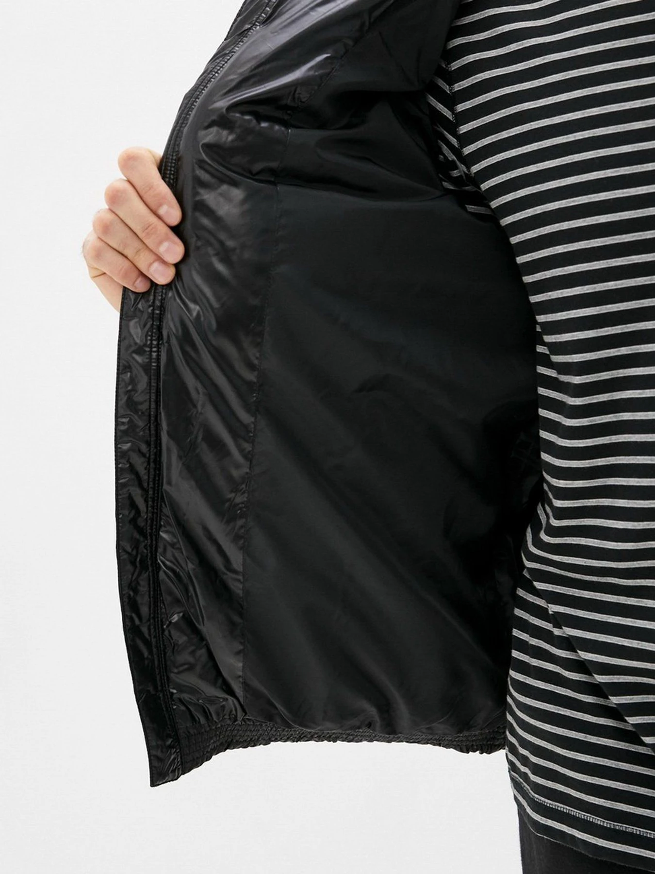 Куртки и дубленки Calvin Klein Jeans модель J30J318683_BEH Куртки и дубленки Calvin Klein Jeans модель J30J318683_BEH Фото