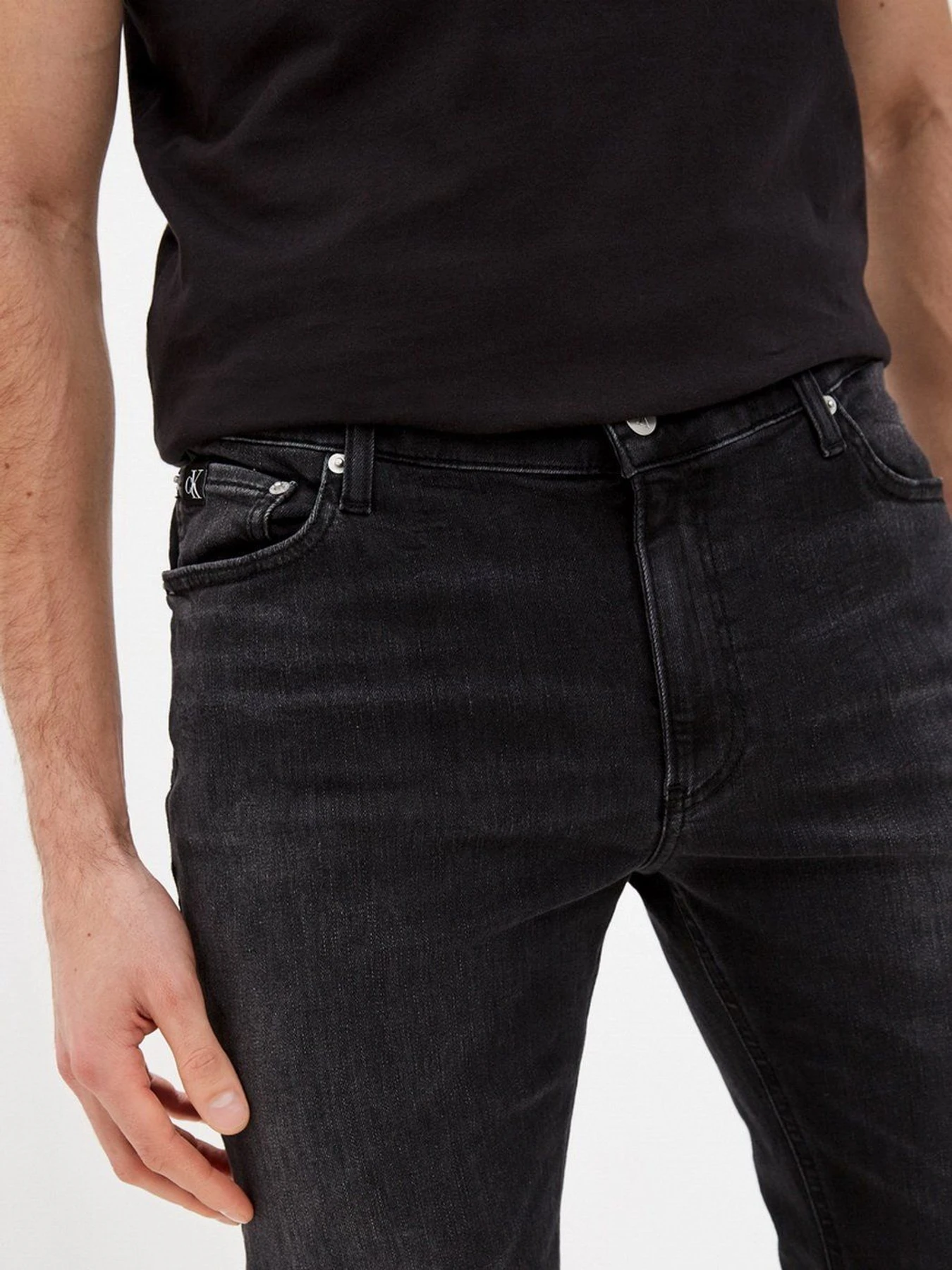 Джинси Calvin Klein Jeans модель J30J318863_1BY Джинси Calvin Klein Jeans модель J30J318863_1BY Фото