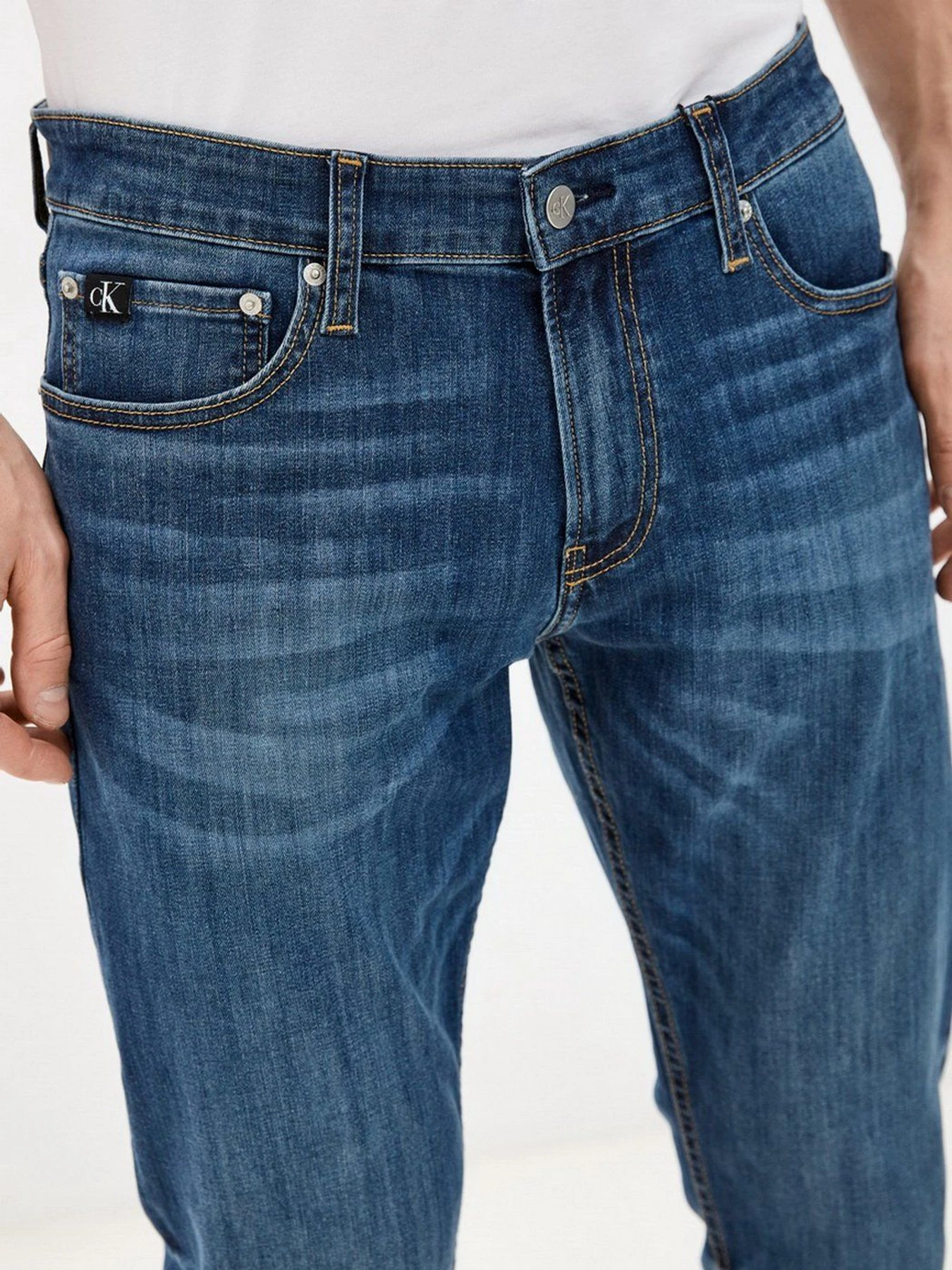 Джинсы Calvin Klein Jeans модель J30J319036_1BJ Джинсы Calvin Klein Jeans модель J30J319036_1BJ Фото