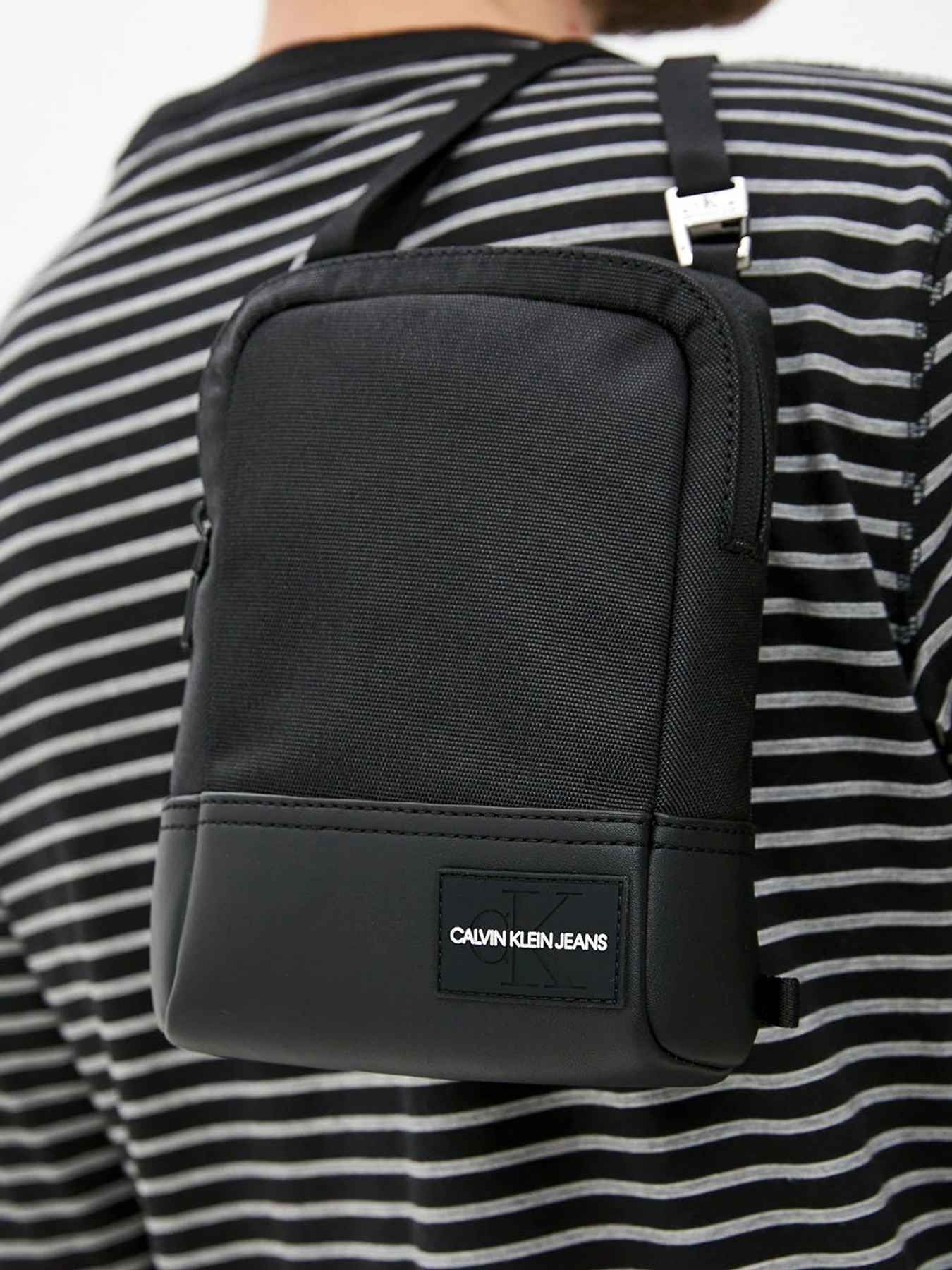 Сумки Calvin Klein Jeans модель K50K507599_BDS Фото