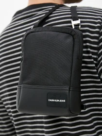 Сумки Calvin Klein Jeans модель K50K507599_BDS Фото