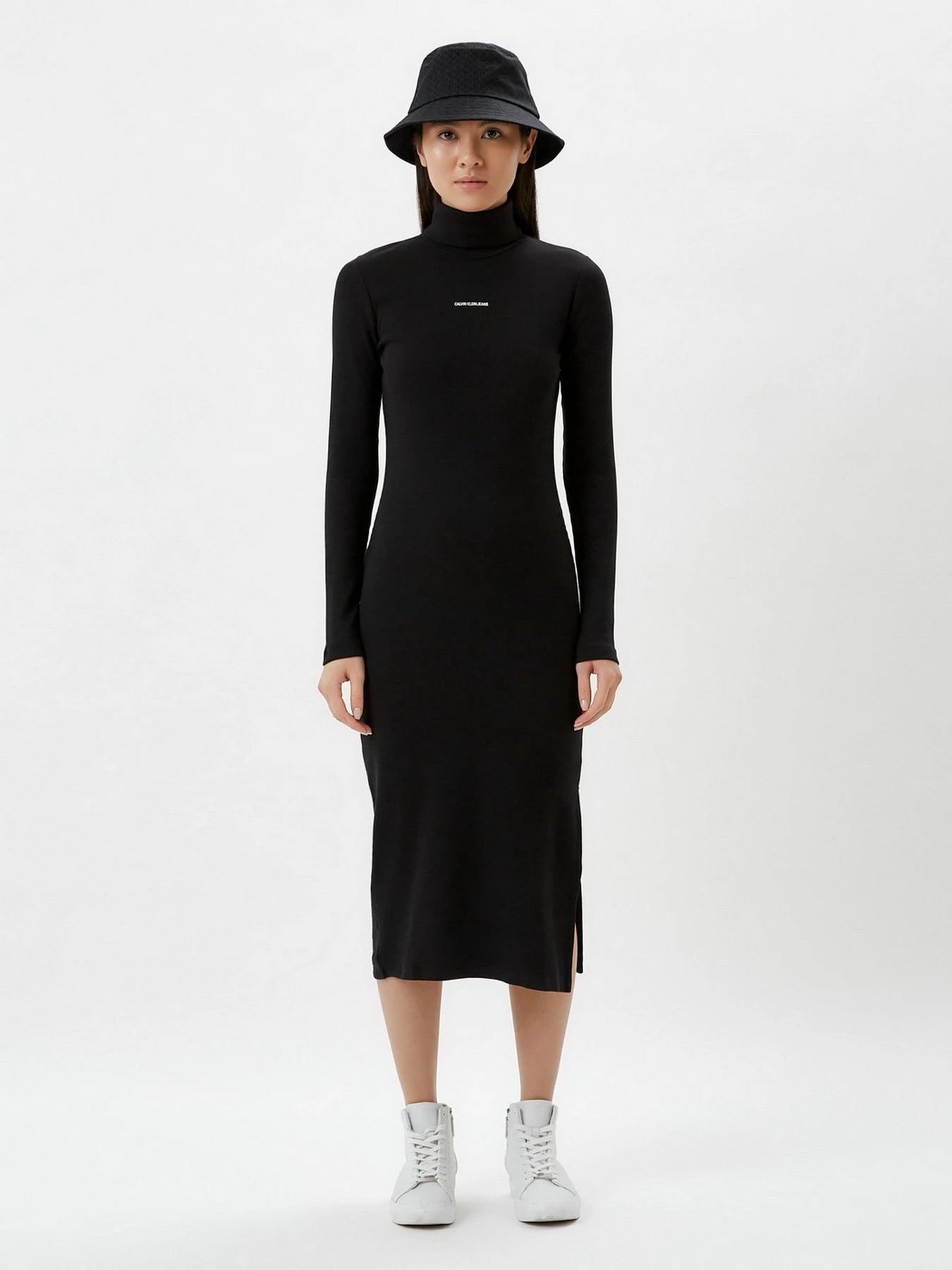 Платья Calvin Klein Jeans модель J20J216745_BEH Платья Calvin Klein Jeans модель J20J216745_BEH Фото