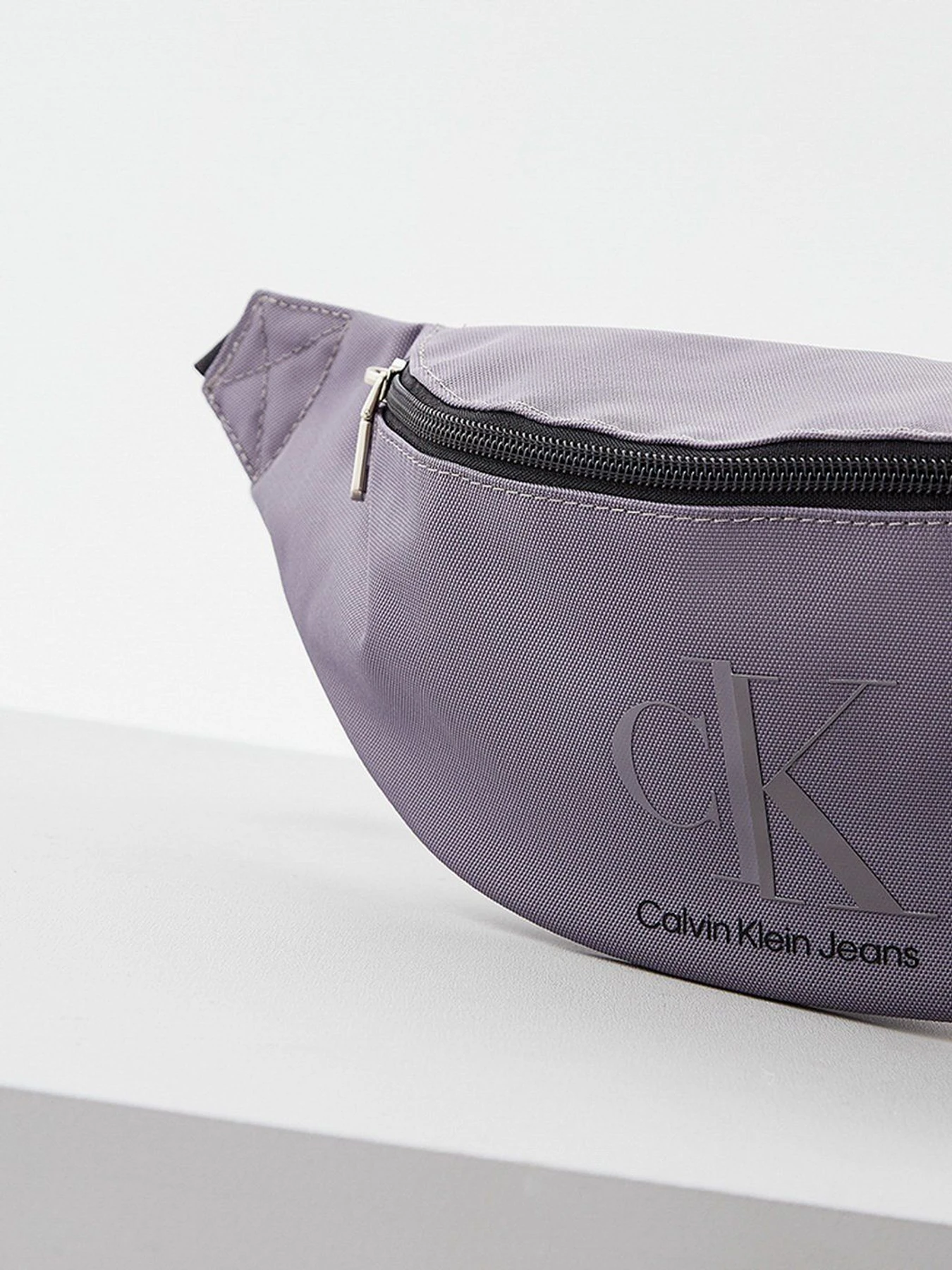 Сумки Calvin Klein Jeans модель K50K508186_PB3 Фото