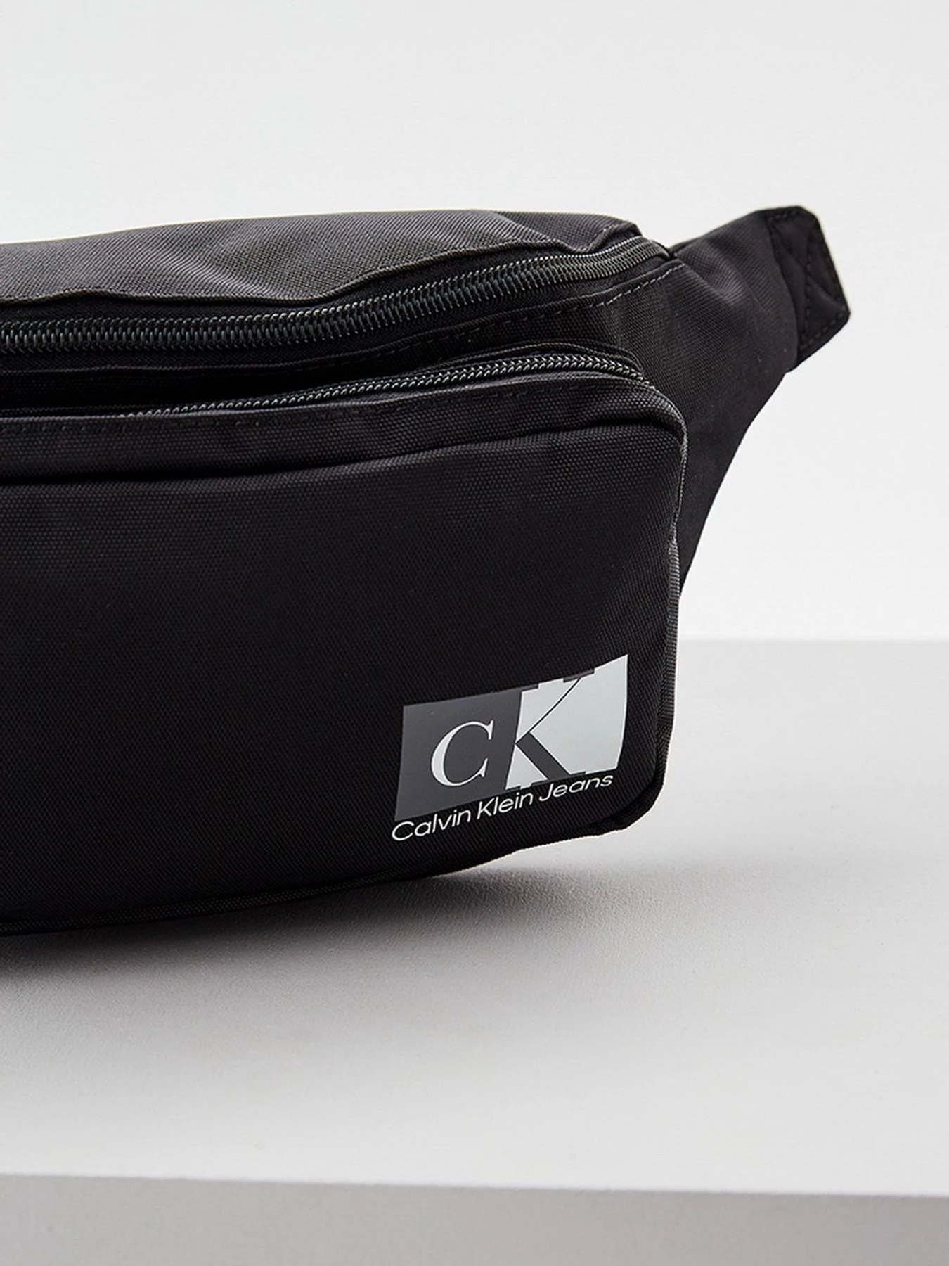 Сумки Calvin Klein Jeans модель K50K508189_BDS Фото