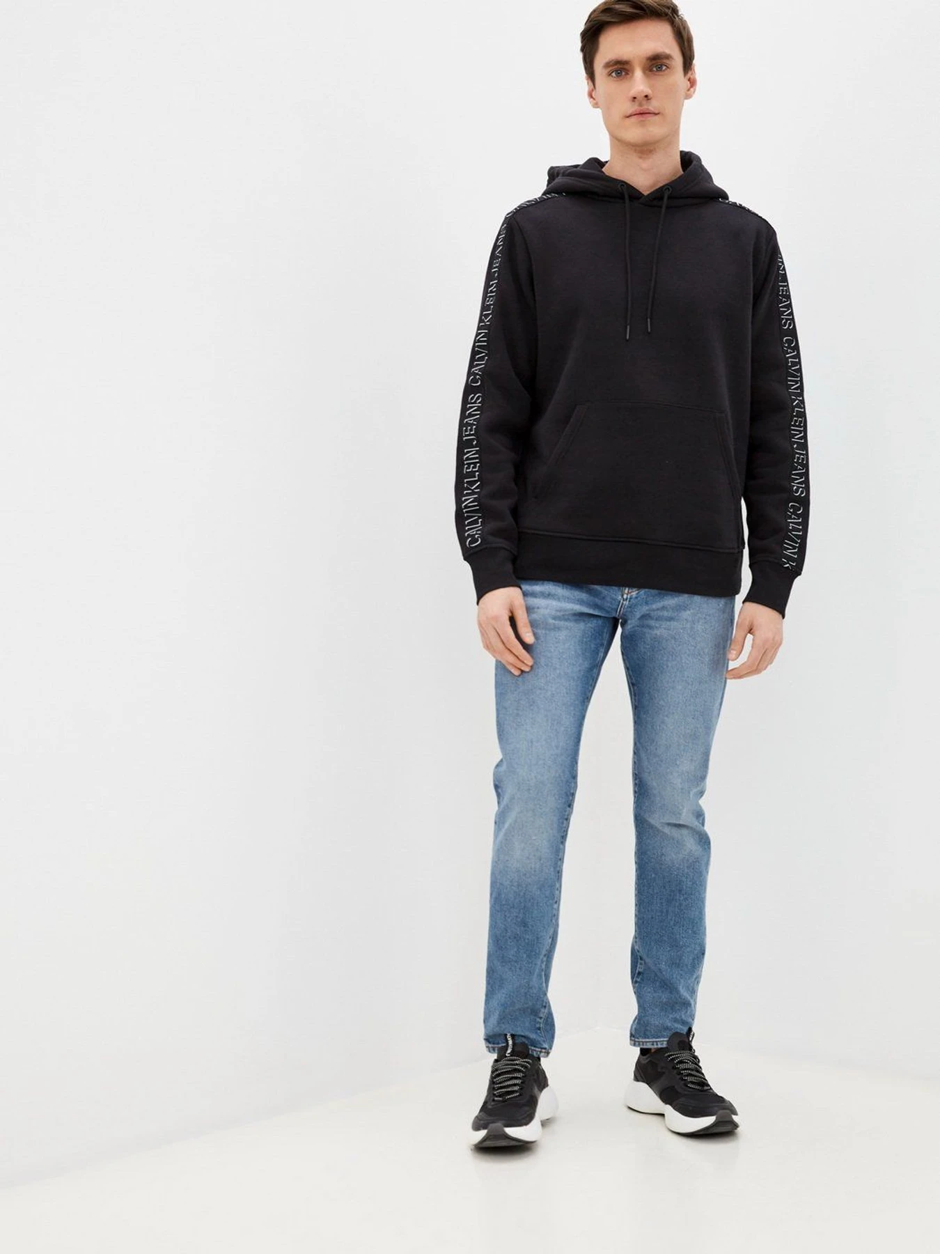 Худі та світшоти Calvin Klein Jeans модель J30J318809_BEH Худі та світшоти Calvin Klein Jeans модель J30J318809_BEH Фото