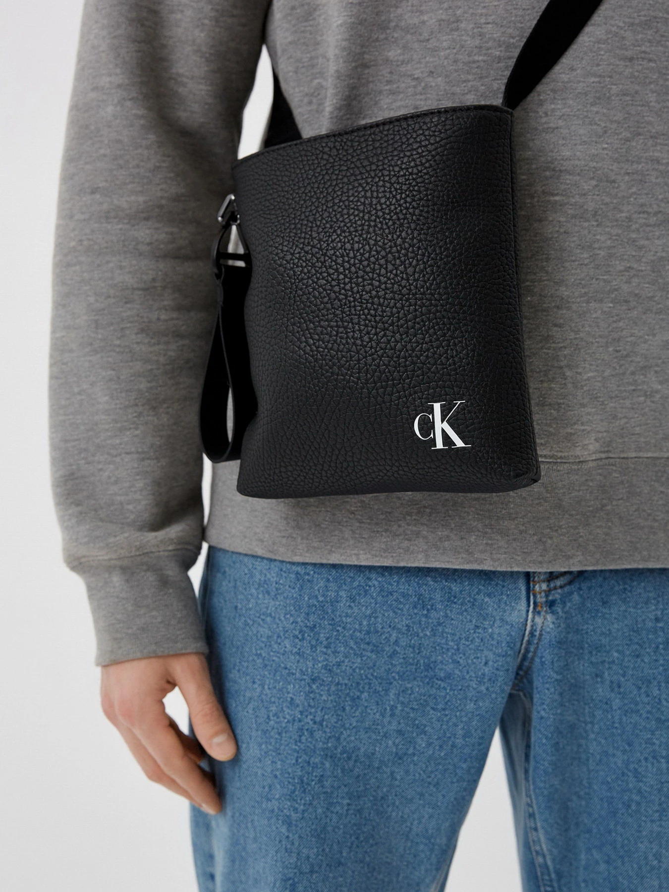 Сумки Calvin Klein Jeans модель K50K508207_BDS Фото