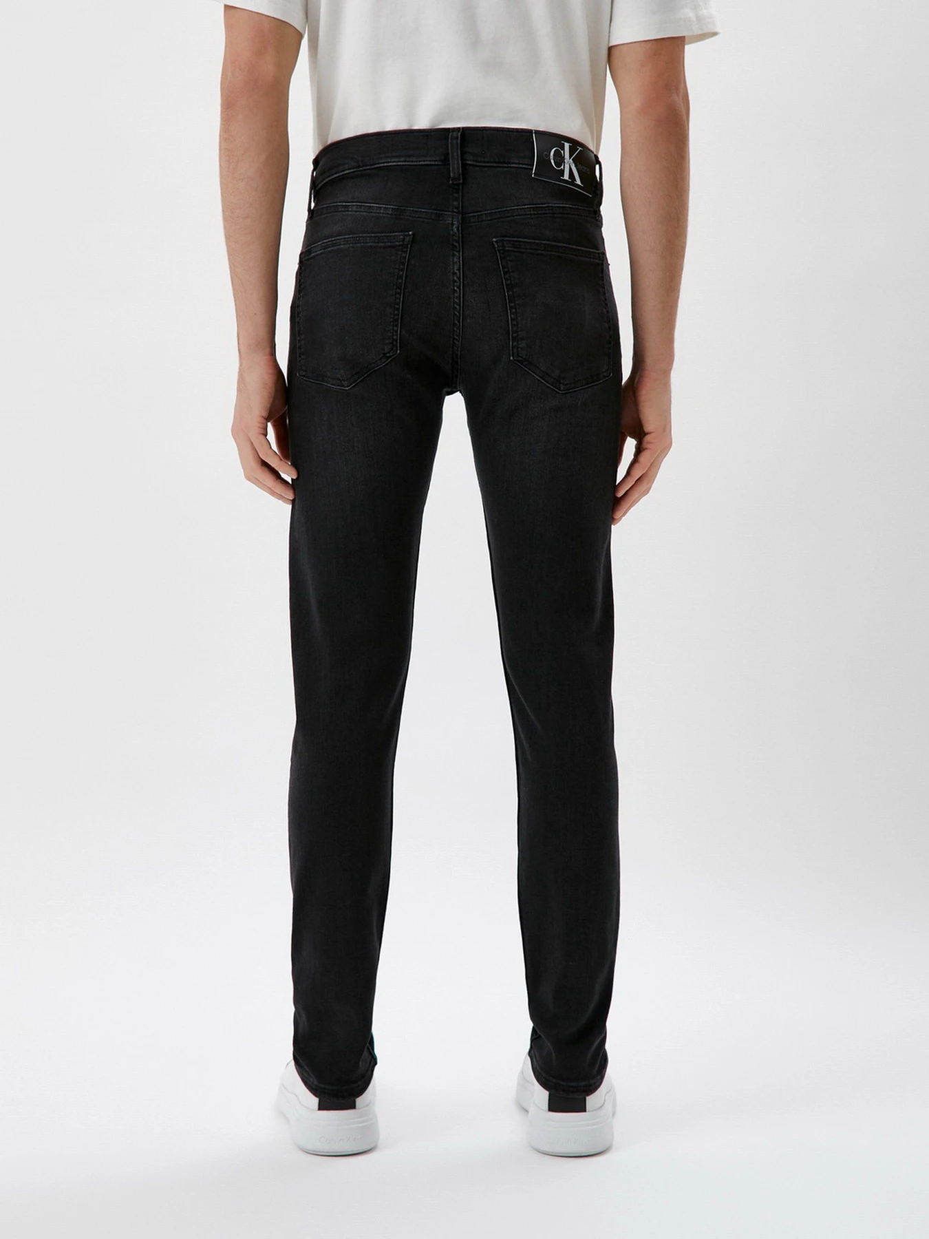 Джинси Calvin Klein Jeans Skinny модель J30J319869_1BY Джинси Calvin Klein Jeans Skinny модель J30J319869_1BY Фото