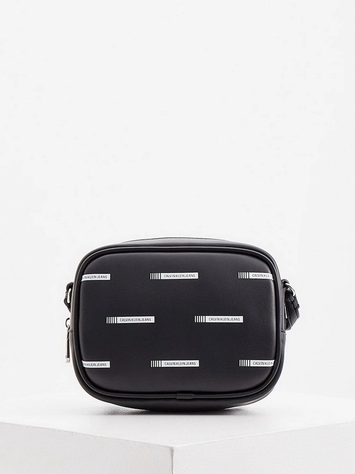 Сумки Calvin Klein Jeans модель K60K608380_01N Фото