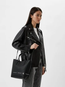 Сумки Calvin Klein Jeans модель K60K608936_BDS Фото