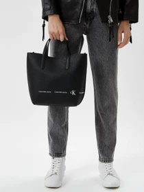 Сумки Calvin Klein Jeans модель K60K608936_BDS Фото