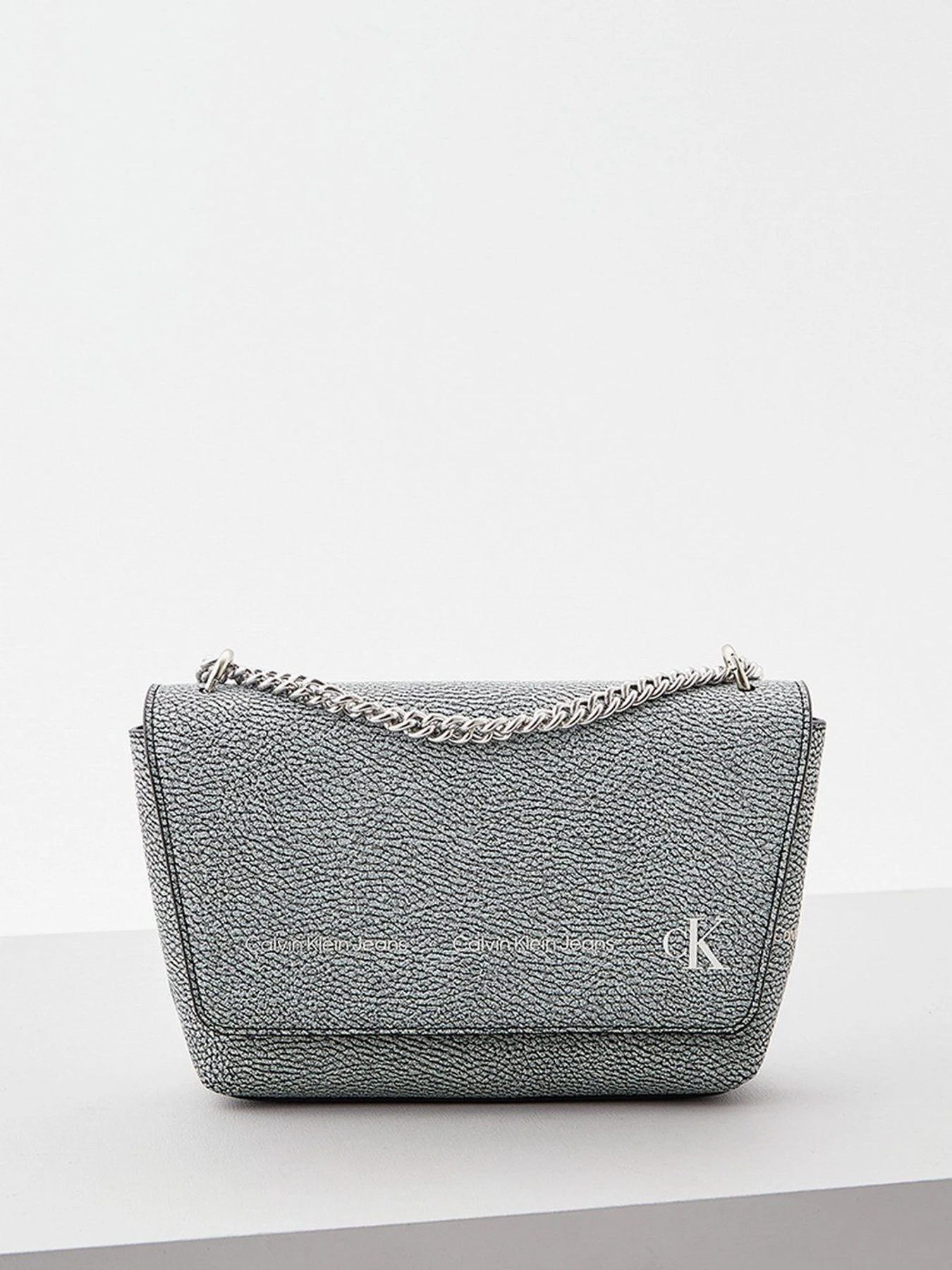 Сумки Calvin Klein Jeans модель K60K608937_00Y Фото