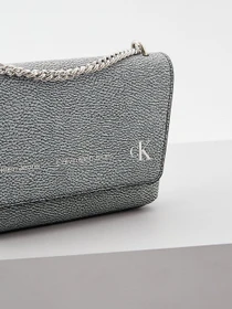 Сумки Calvin Klein Jeans модель K60K608937_00Y Фото